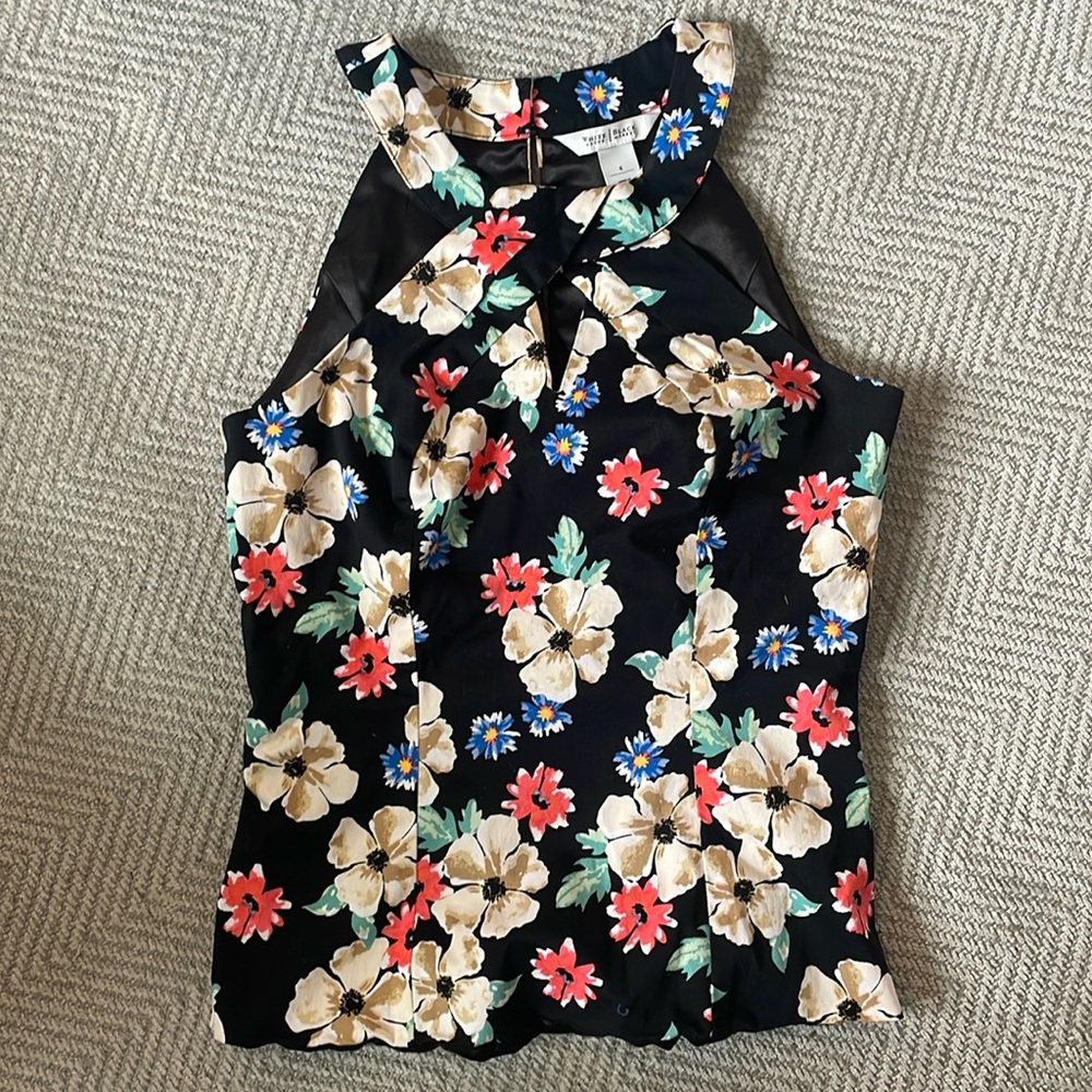 White House black market floral top
